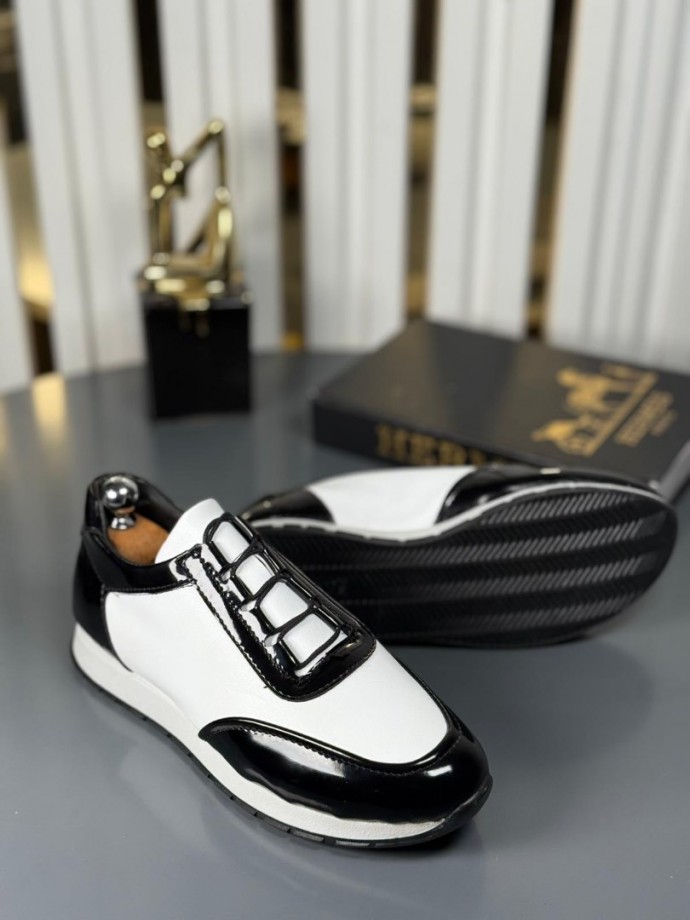 YENİ SEZON SPOR ZRA MODEL - SİYAH BEYAZ RUGAN VE MAT