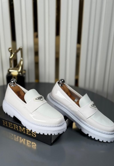  YENİ SEZON CASUAL PRD MODEL - BEYAZ RUGAN VE ÜSTÜ MAT DERİ