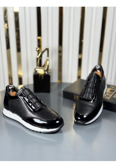 YENİ SEZON SPOR ZRA MODEL - SİYAH RUGAN VE MAT DERİ