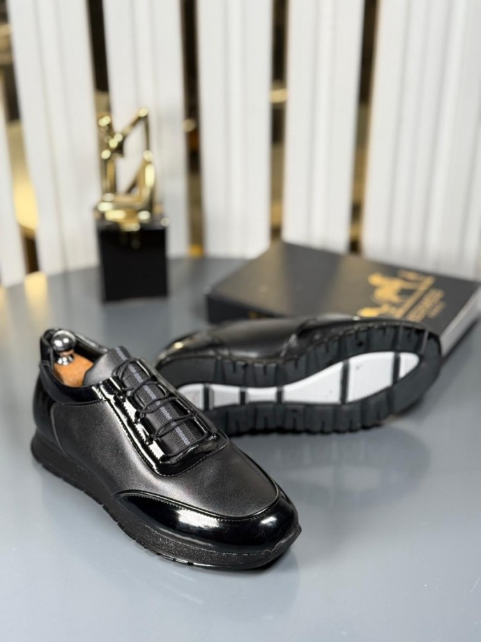  YENİ SEZON SPOR ZRA MODEL - SİYAH RUGAN VE MAT DERİ