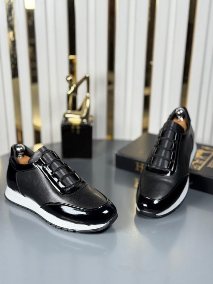  YENİ SEZON SPOR ZRA MODEL - SİYAH RUGAN VE MAT DERİ