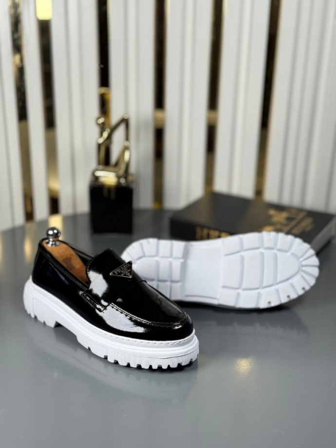  YENİ SEZON CASUAL PRD MODEL - SİYAH RUGAN DERİ