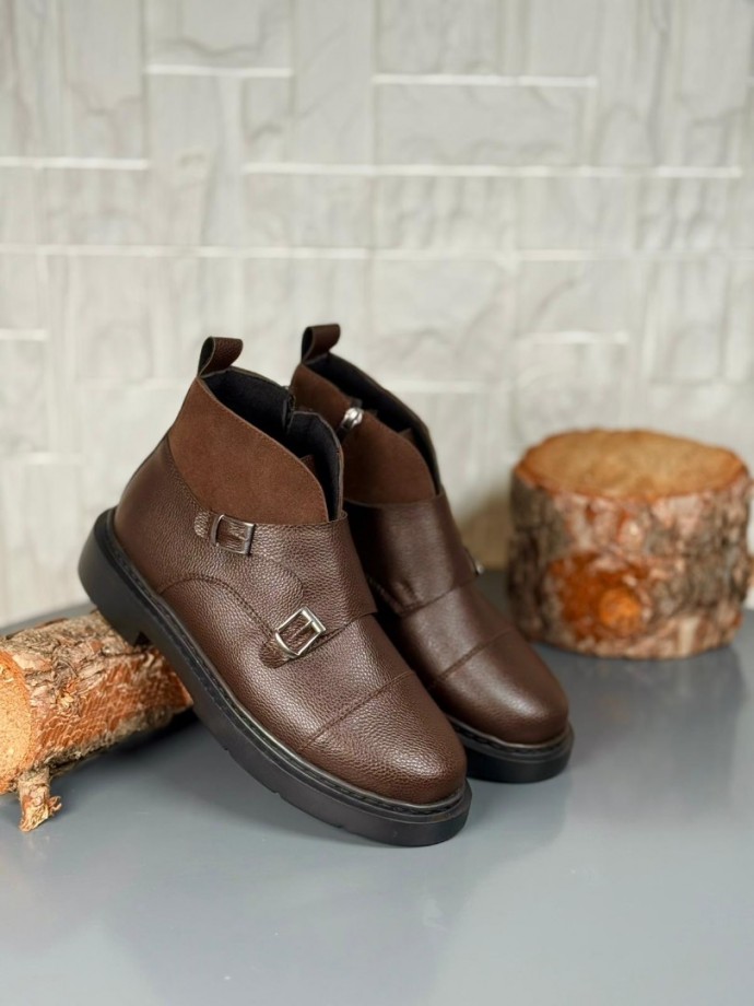 2025 SİYAH DERİ ÇİFT TOKALI EVA TABAN BOT - SİKAHVERENGİ ŞİRİNGIL DERİ