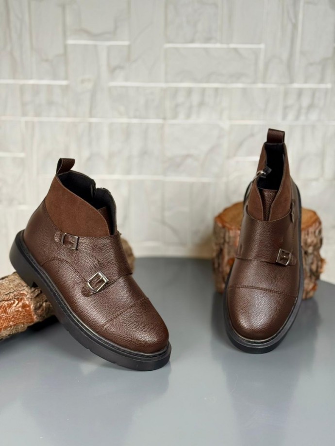 2025 SİYAH DERİ ÇİFT TOKALI EVA TABAN BOT - SİKAHVERENGİ ŞİRİNGIL DERİ