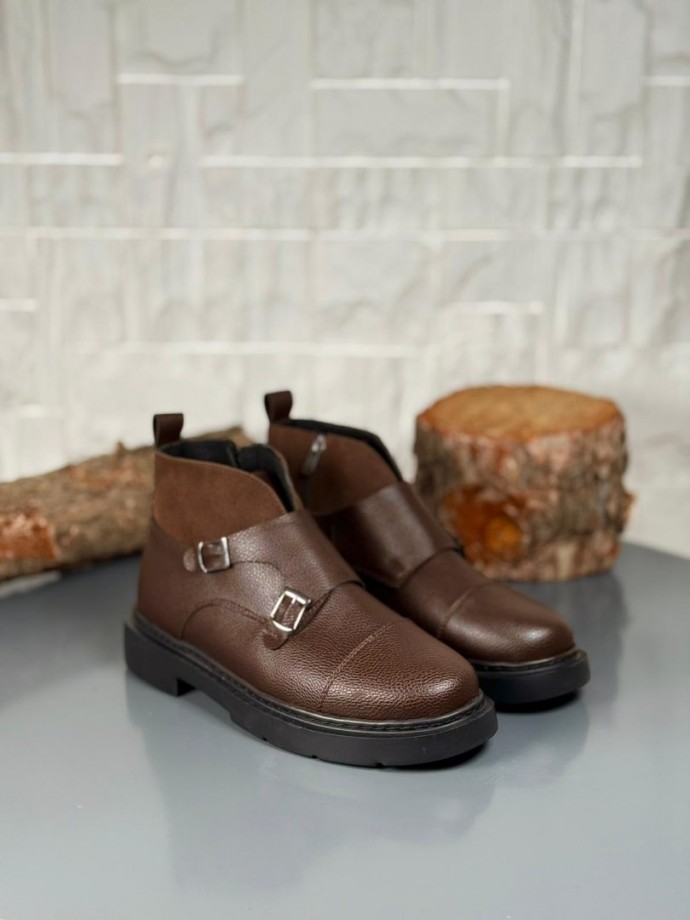 2025 SİYAH DERİ ÇİFT TOKALI EVA TABAN BOT - SİKAHVERENGİ ŞİRİNGIL DERİ