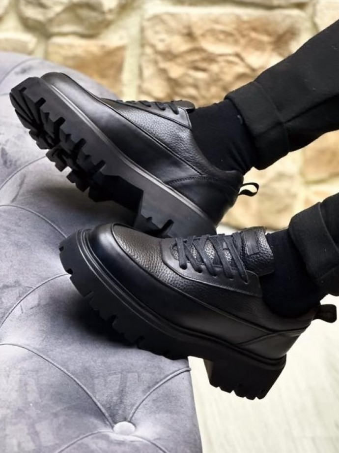 YENİ SEZON ZR CASUAL MODEL - SİYAH DERİ