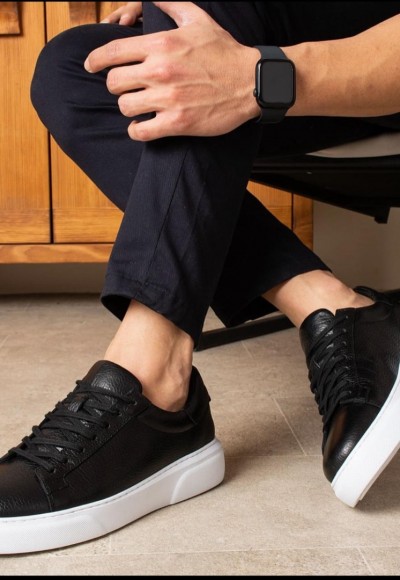 YENİ SEZON CASUAL SR MODEL - SİYAH PÜTÜR DERİ