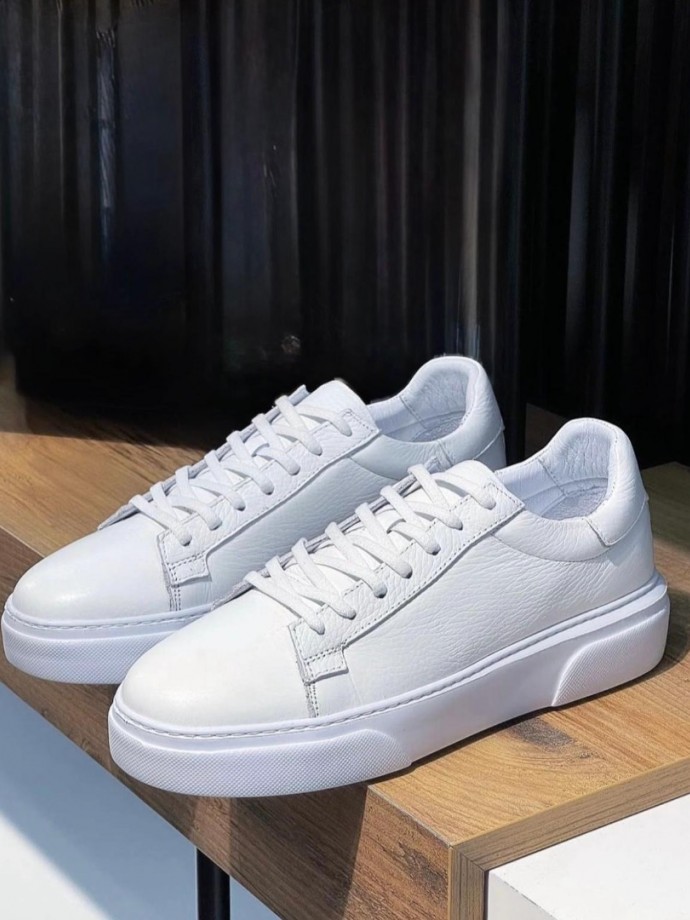 YENİ SEZON CASUAL SR MODEL - BEYAZ PÜTÜR DERİ