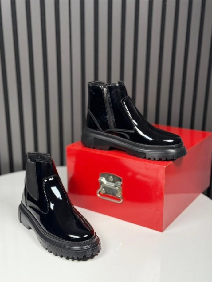 2025 CHELSEA İTALYAN SİYAH RUGAN FERMUARLI BOT - SİYAH RUGAN  BOT