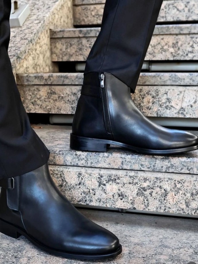 2025 YENİ SEZON KLASİK SİYAH MAT BOT  - SİYAH MAT  DERİ   
