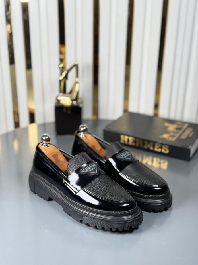  YENİ SEZON CASUAL PRD MODEL - SİYAH RUGAN VE ÜSTÜ DERİ